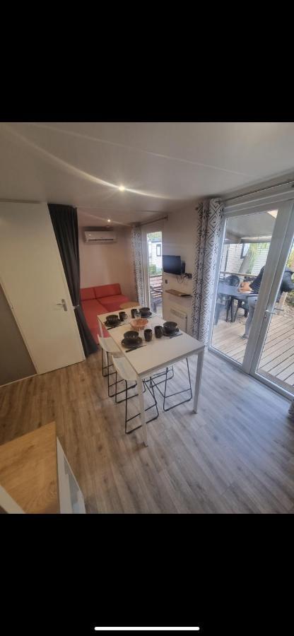 Camping 4 Etoiles Le Bosc Saint Cyrpien Mobil Home Екстер'єр фото