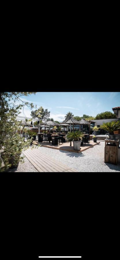 Camping 4 Etoiles Le Bosc Saint Cyrpien Mobil Home Екстер'єр фото